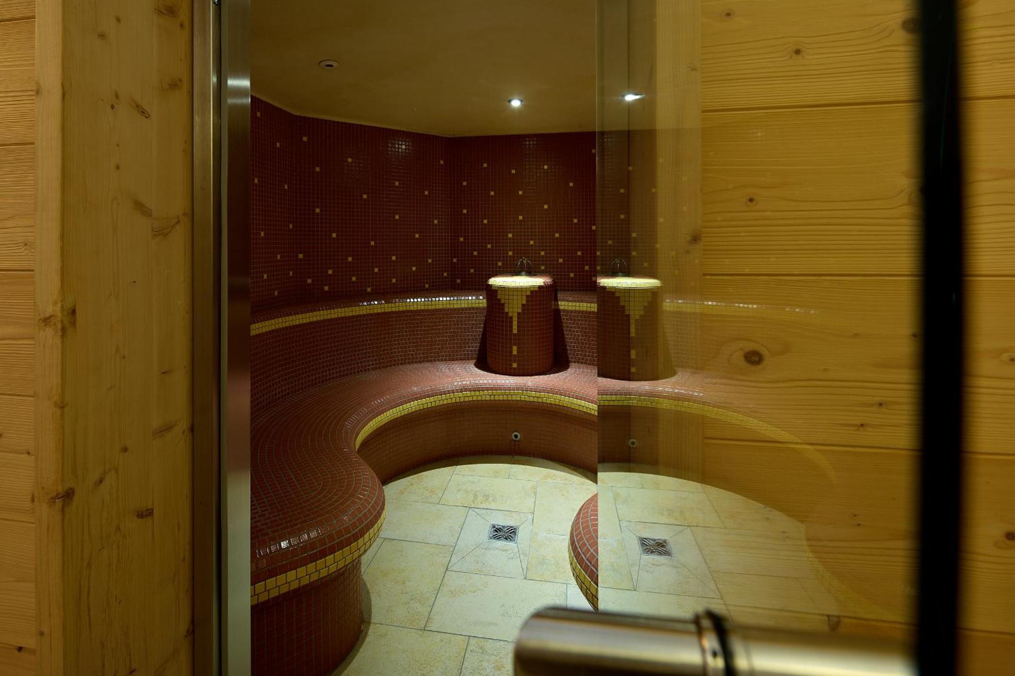 Montafon Moments Hotel Gortipohl Buitenkant foto