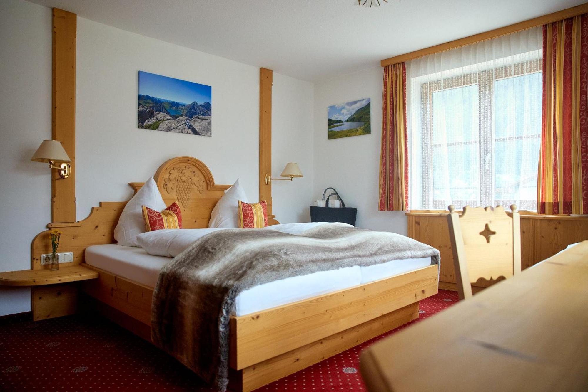 Montafon Moments Hotel Gortipohl Buitenkant foto