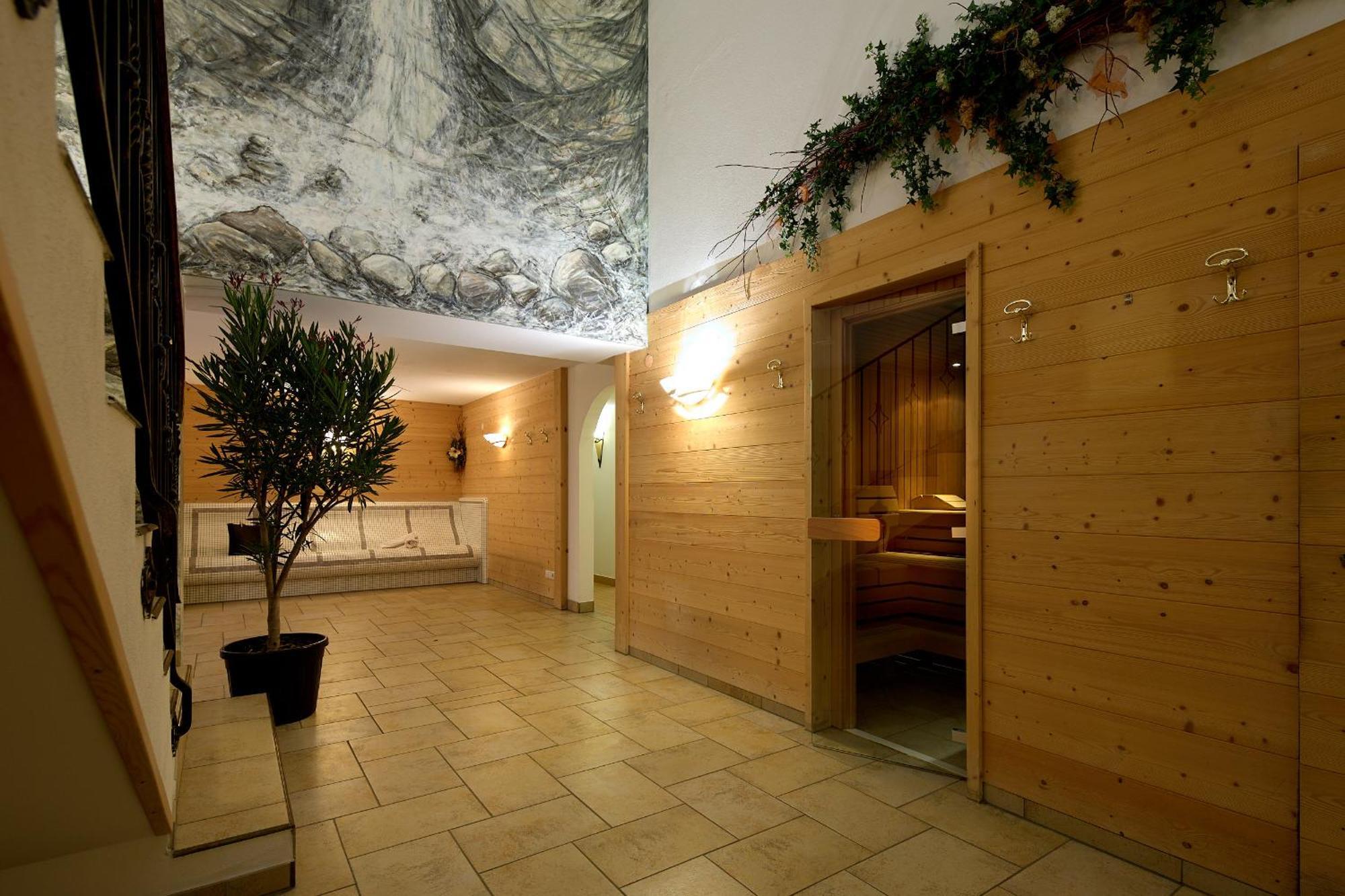 Montafon Moments Hotel Gortipohl Buitenkant foto